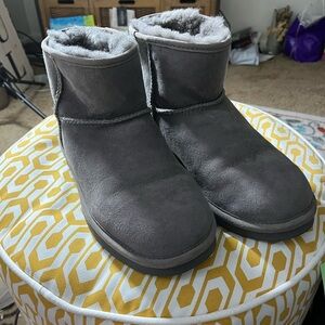 L L Bean Wickely good Shearing Boots Women